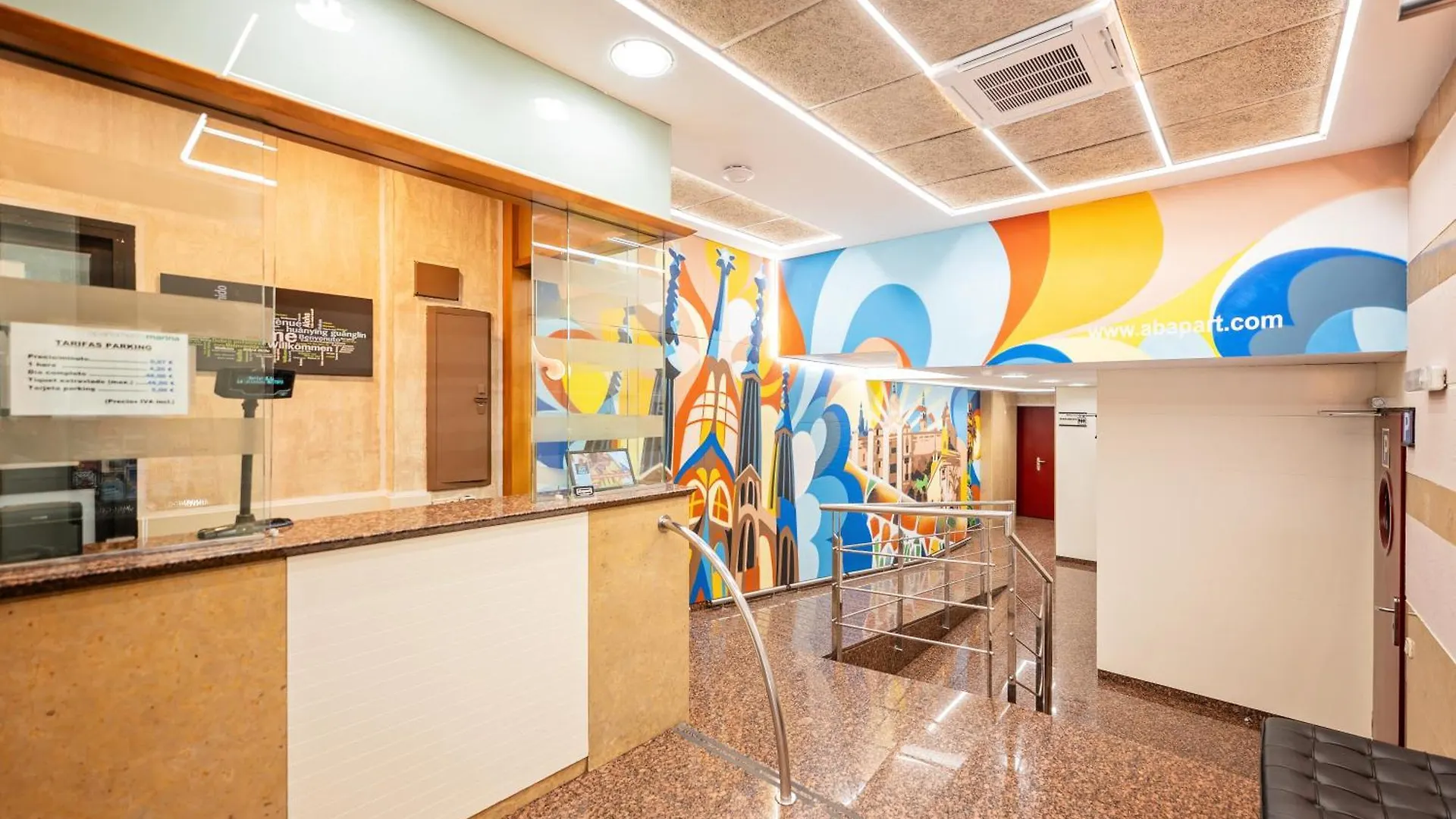 برشلونة Apartaments Marina - Abapart 2*,  إسبانيا