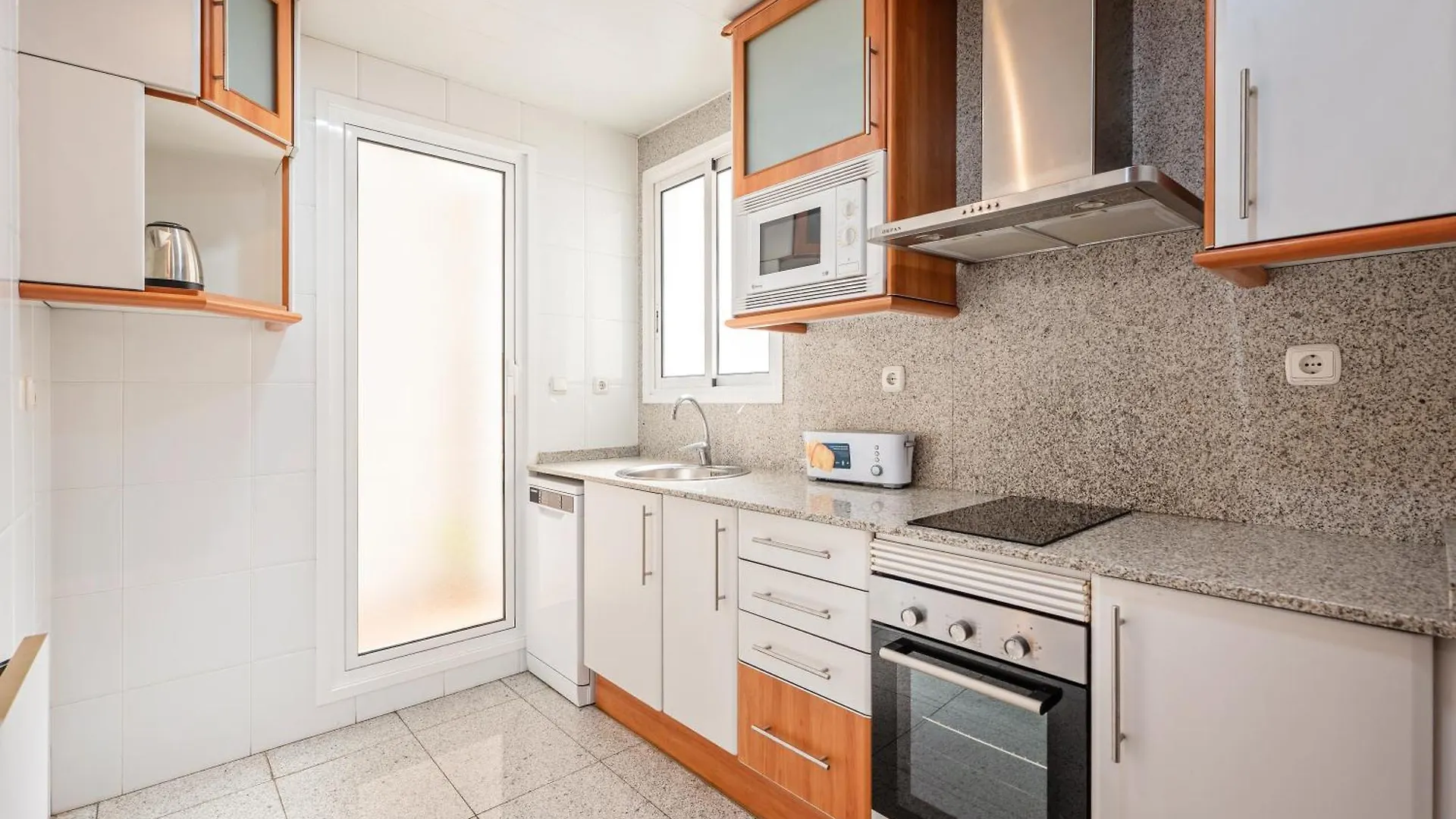 ** شقة فندقية برشلونة Apartaments Marina - Abapart إسبانيا